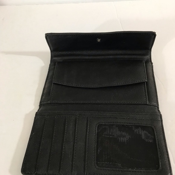 3/25$ Portefeuille BURTON - Picture 2 of 3